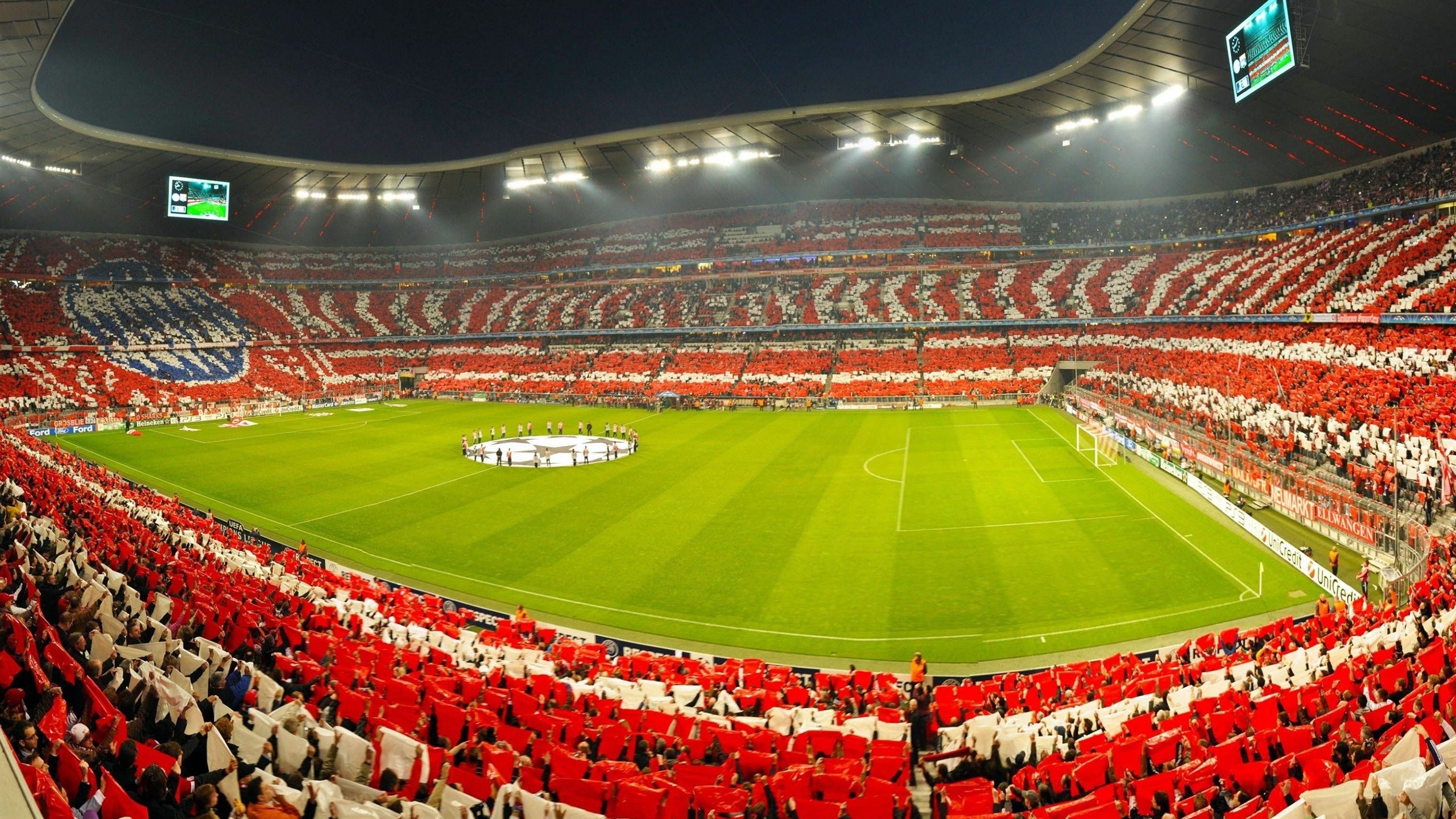 “高新体育中心羽毛球赛：全程高能，决战之刻燃爆全场”